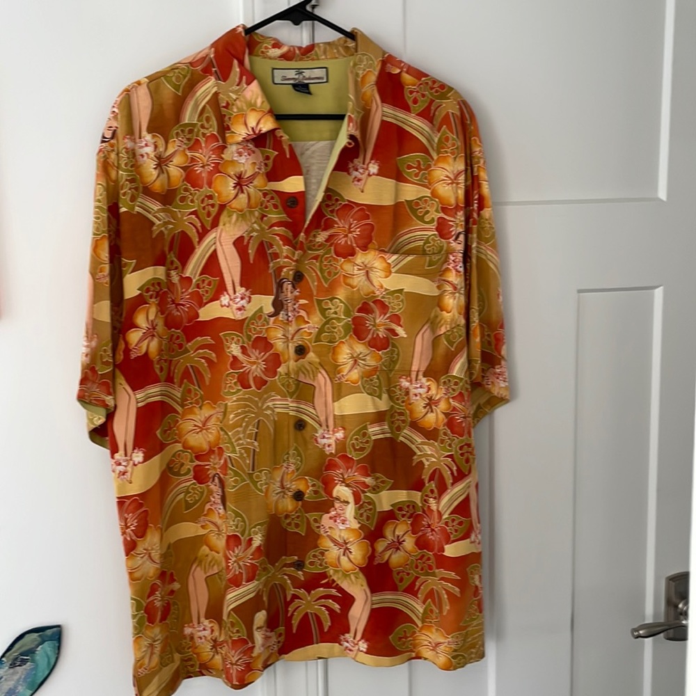 Tommy Bahama 100% Silk Relax Camp Shirt